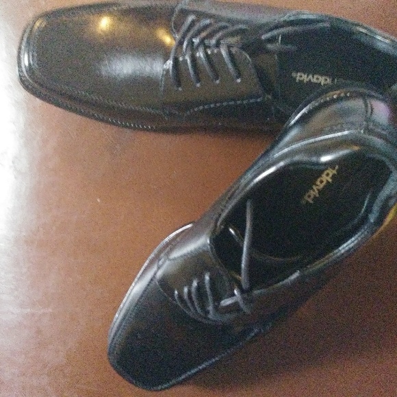 BOYS DRESS SHOES - Picture 4 of 6
